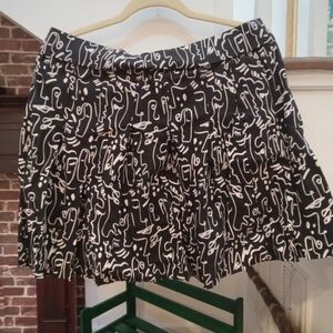 Chic Black and White Women's Mini Skirt